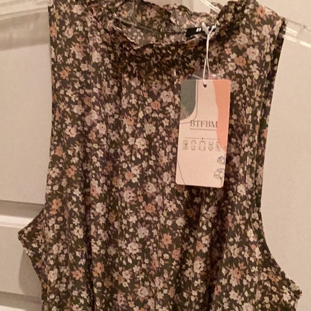 Fall color dress,looks great like a skirt with chunky sweater over it